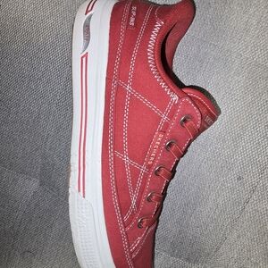 Skechers Red and White Women's Sneakers